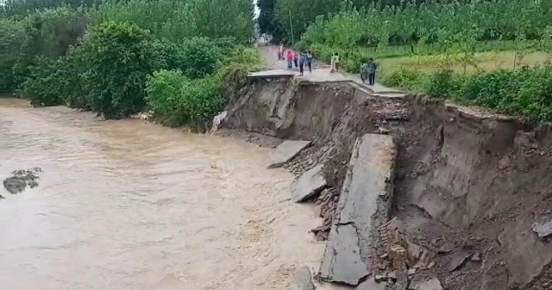 उत्तराखंड में आफत की बारिश ने लील ली कुमायूँ में 40 से ज़्यादा ज़िंदगियाँ